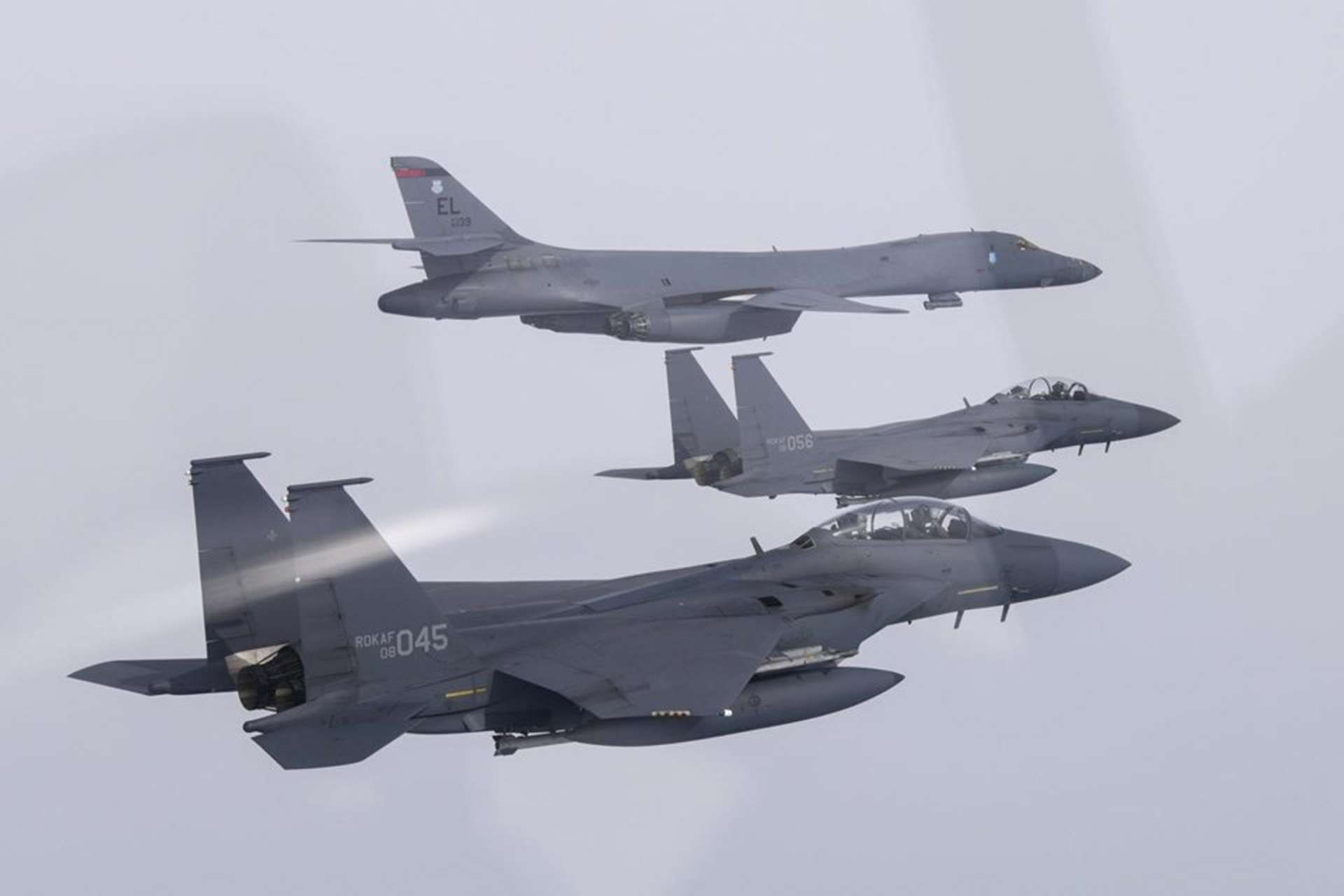 US B-1B Bomber Conducts Joint Bombing Drills In South Korea